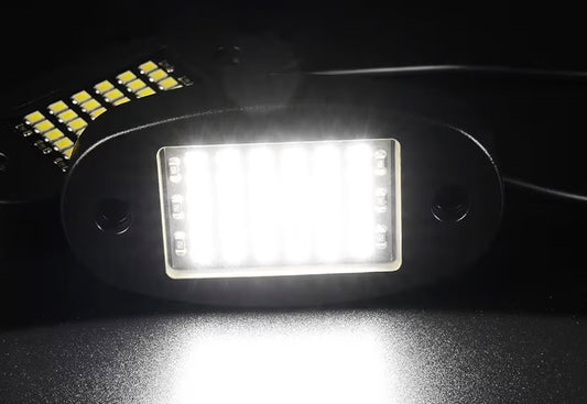 Battery powered rock light